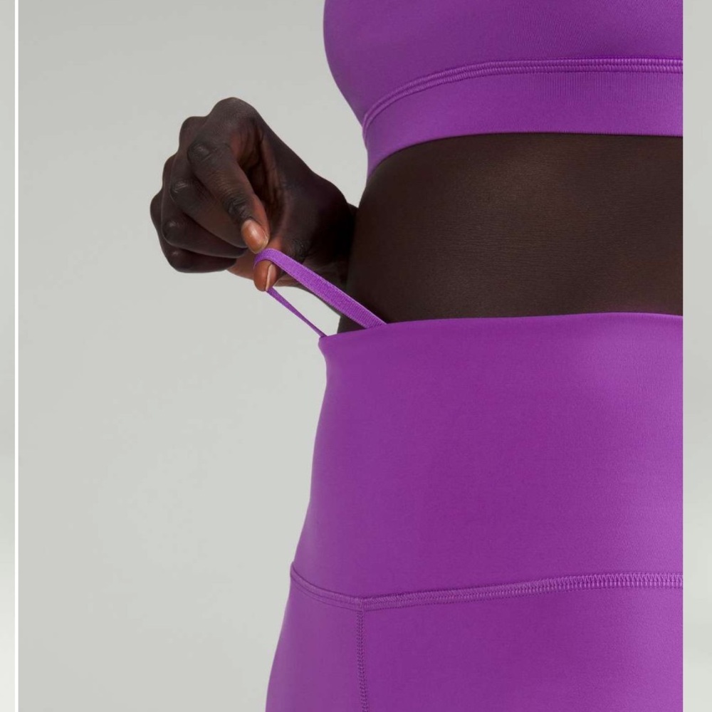 Lululemon Wunder Train High-Rise Tight 28"
Moonlit Magenta size 6 - Picture 3 of 7